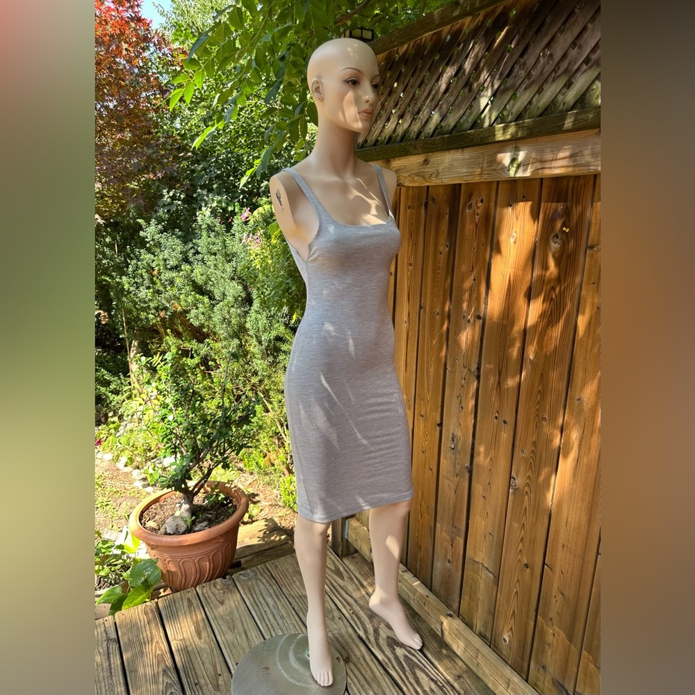 Simple, Sleek, & Sexy Bodycon Dress